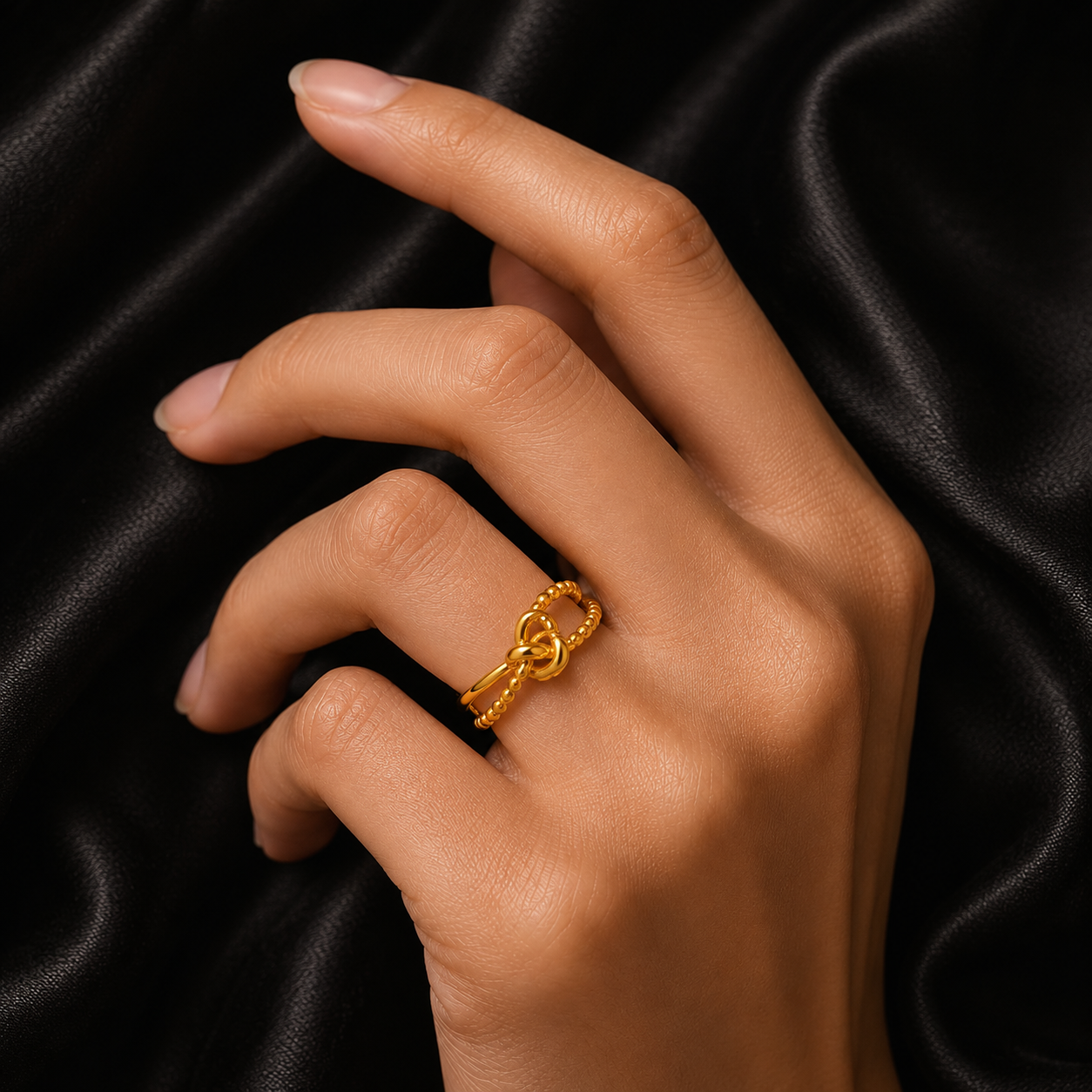 The Knotted Ring