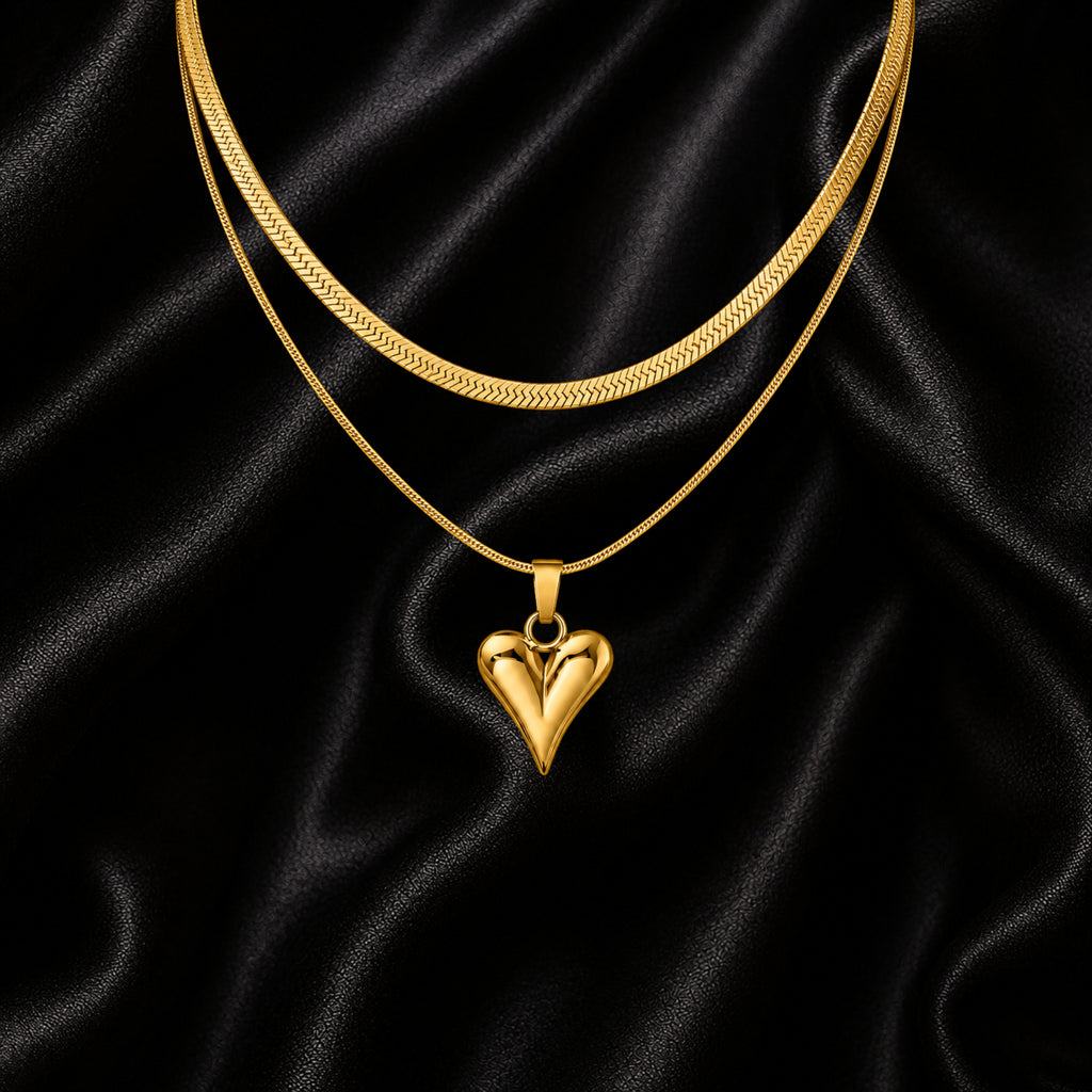 The Amour Necklace